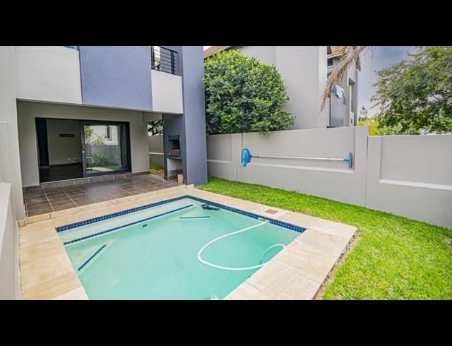 2 BEDROOM HOUSE FOR SALE IN FOURWAYS